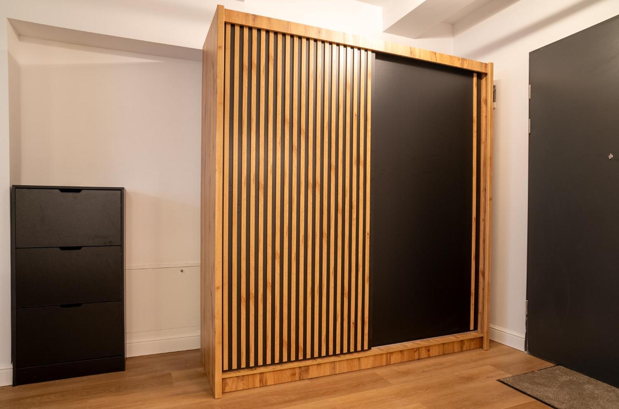 1 Ultra Apartment